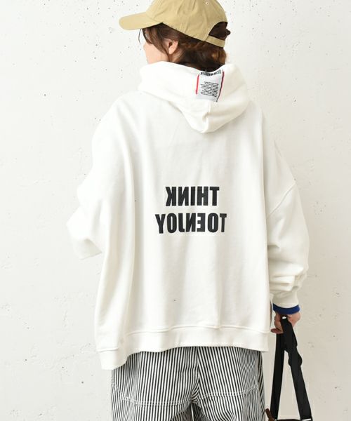 IN THE MARKET｜ワッペン付きフードオーバースウエット [[C-2327