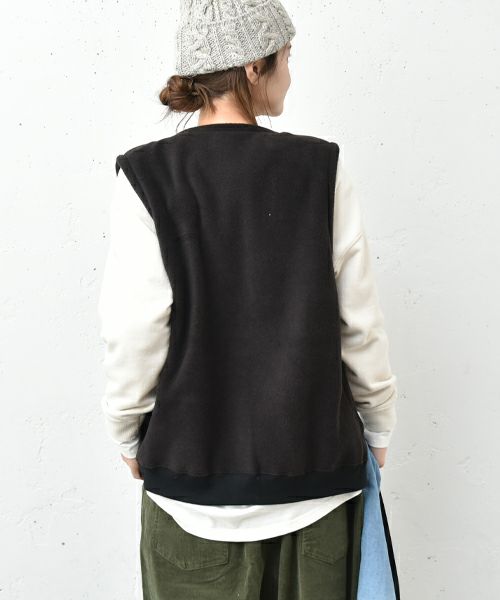 新品【 her. 】ベストグレーHugHug フリーサイズ