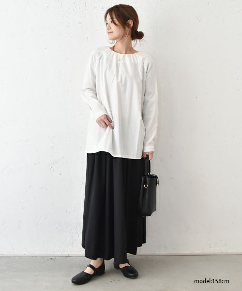 hagumu｜襟ギャザープルオーバー [[125693]][C]