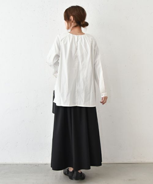 hagumu｜襟ギャザープルオーバー [[125693]][C]