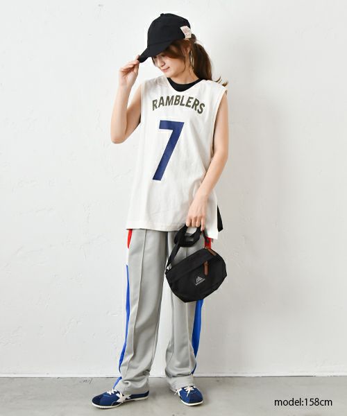 Gives a sense of fullment｜リメイクプリントノースリーブTee [[852361]][C]