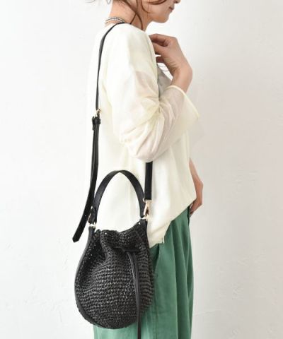 Callie ラフィア ショルダーバッグ 海外限定商品！Callie ラフィア風ショルダーバッグ