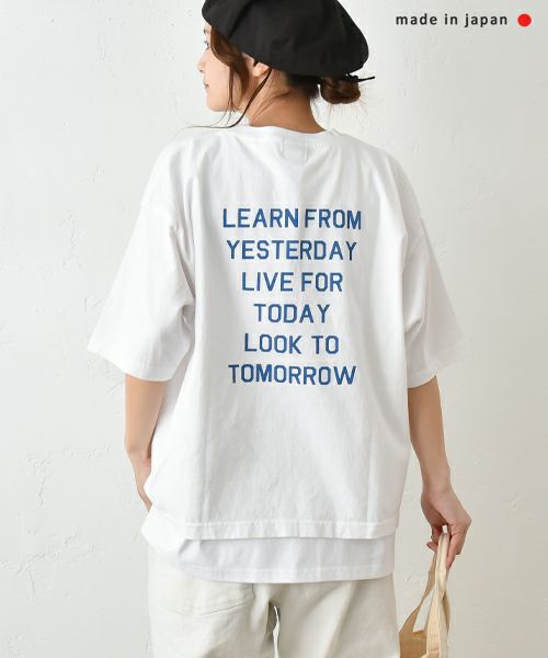 her.｜LOOK TO TOMORROW リラックスフィットTee [[LOOK TO TOMORROW Relax Fit Tee(ハ゛ックフ゜リント)]][C]