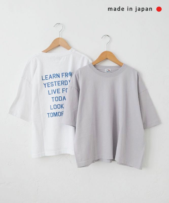  her.｜LOOK TO TOMORROW リラックスフィットTee [[LOOK TO TOMORROW Relax Fit Tee(ハ゛ックフ゜リント)]][C]