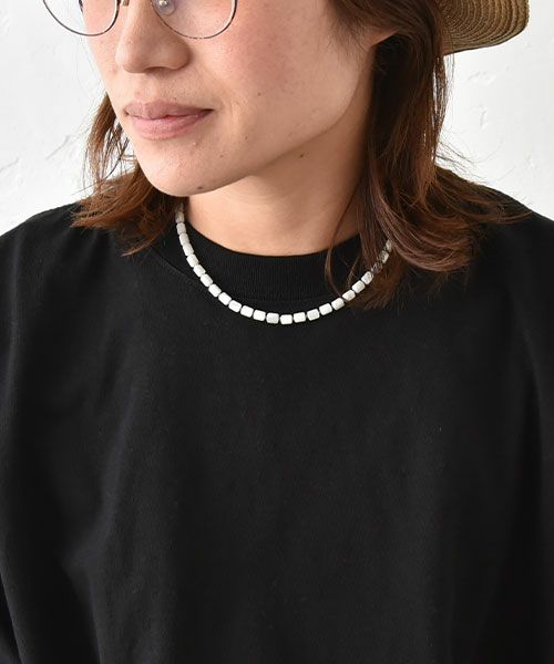 ROSETTA PRAYER｜PEARL SHELL TOGGLE NECKLACE [[PEARL SHELL TOGGLE NECKLACE]][C]
