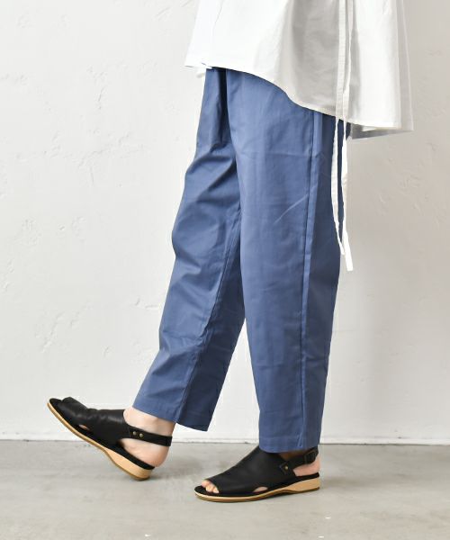 hagumu｜ストレッチツイルテーパードパンツ [[63062181]][C]