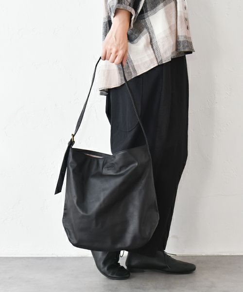ONEPAIRED｜カウレザービッグワンショルダー [[51099]][C]