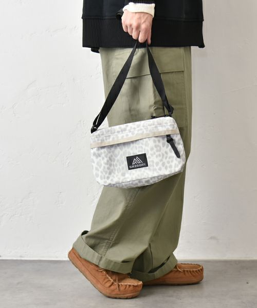 GREGORY｜エンベロップショルダーボールド4/スノーレオパード [[125406A688]][C]