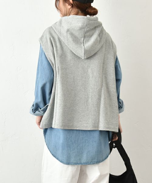 her.｜ポケット付きフードベスト [[131328H]][C]