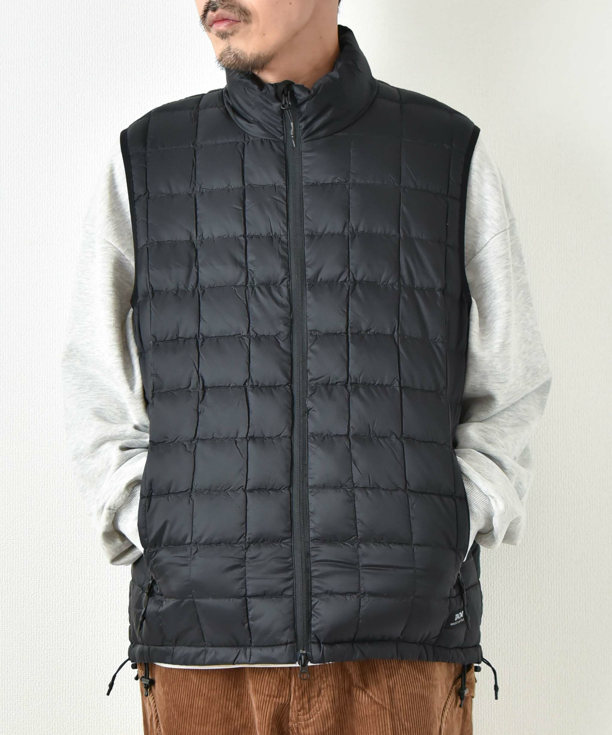  TAION｜MOUTAIN HI-NECK W-ZIP LIGHT DOWN VEST [[TAION-002ZXMT-800]][D]