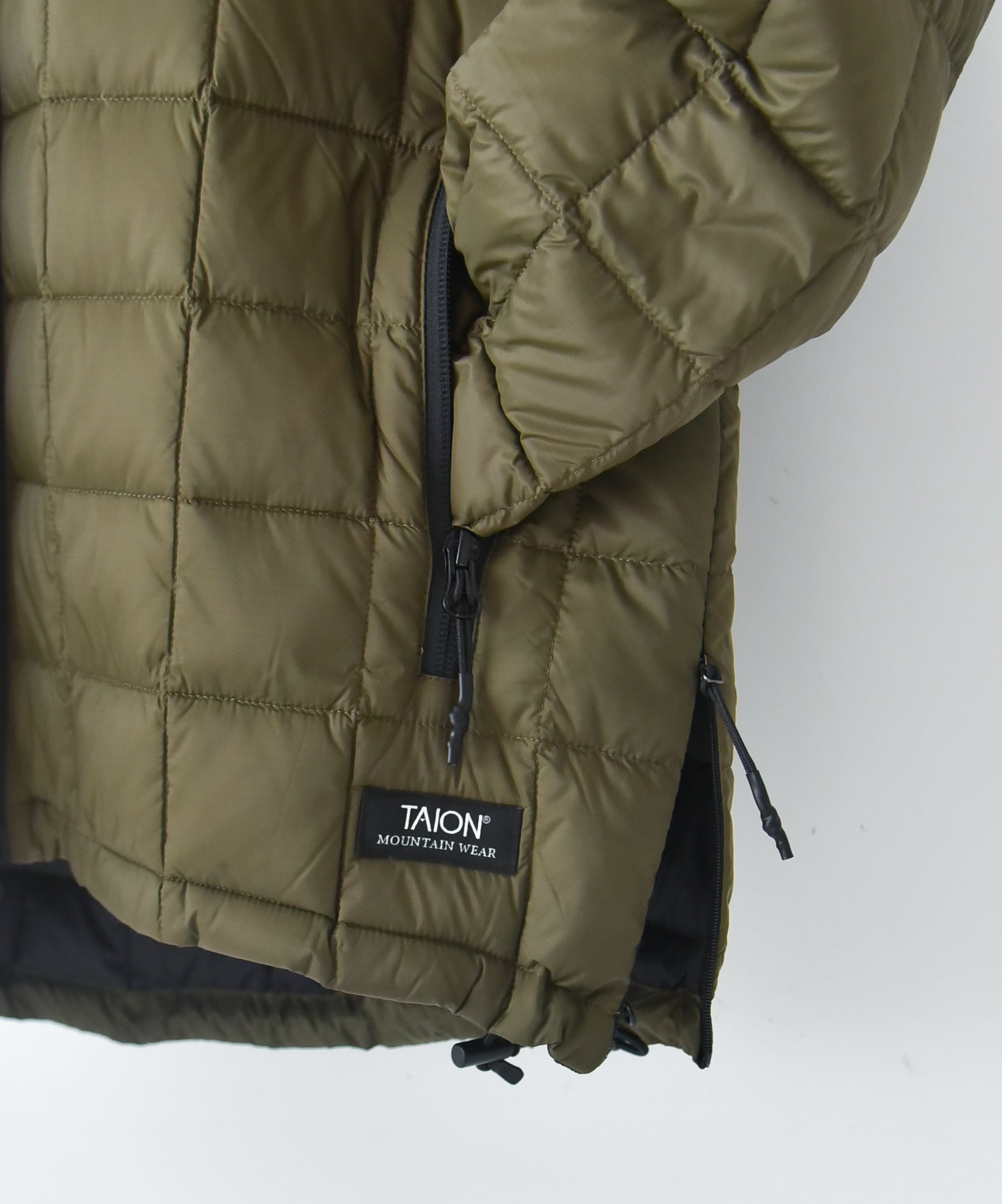 TAION｜MOUTAIN HI-NECK W-ZIP LIGHT DOWN JACKET [[TAION-102ZXMT-800]][D]