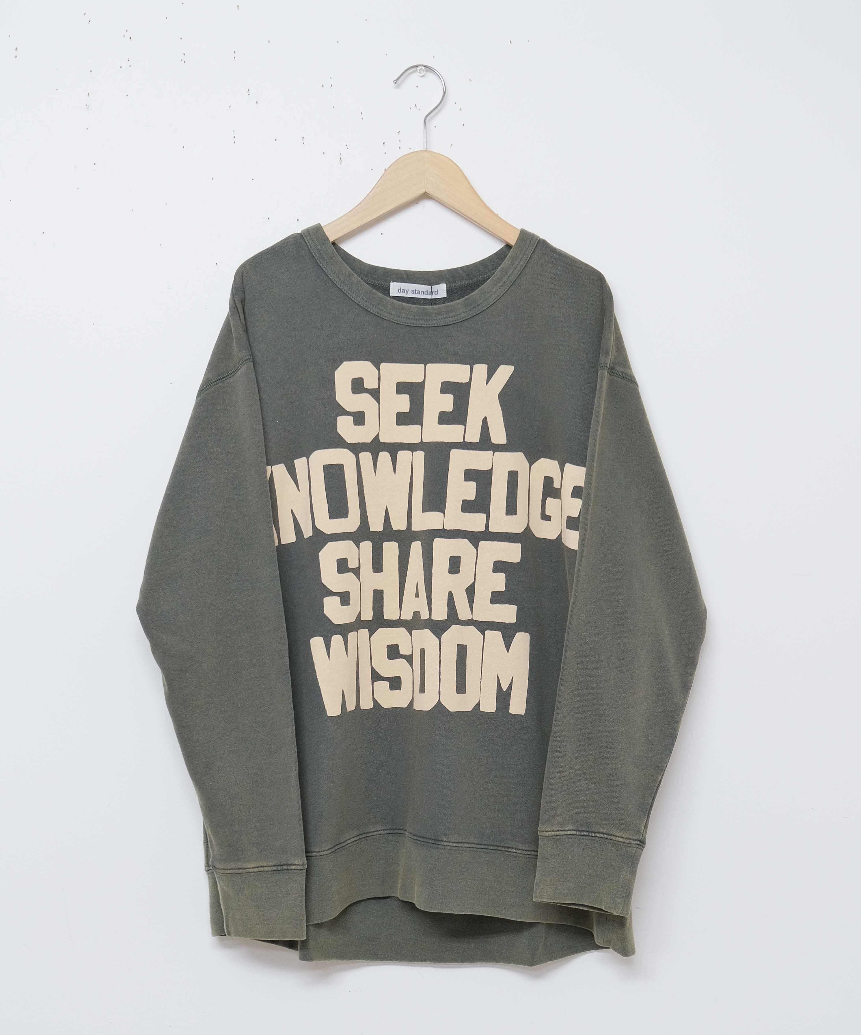 day standard｜ロゴワイドトレーナー [[M0425221]][D]