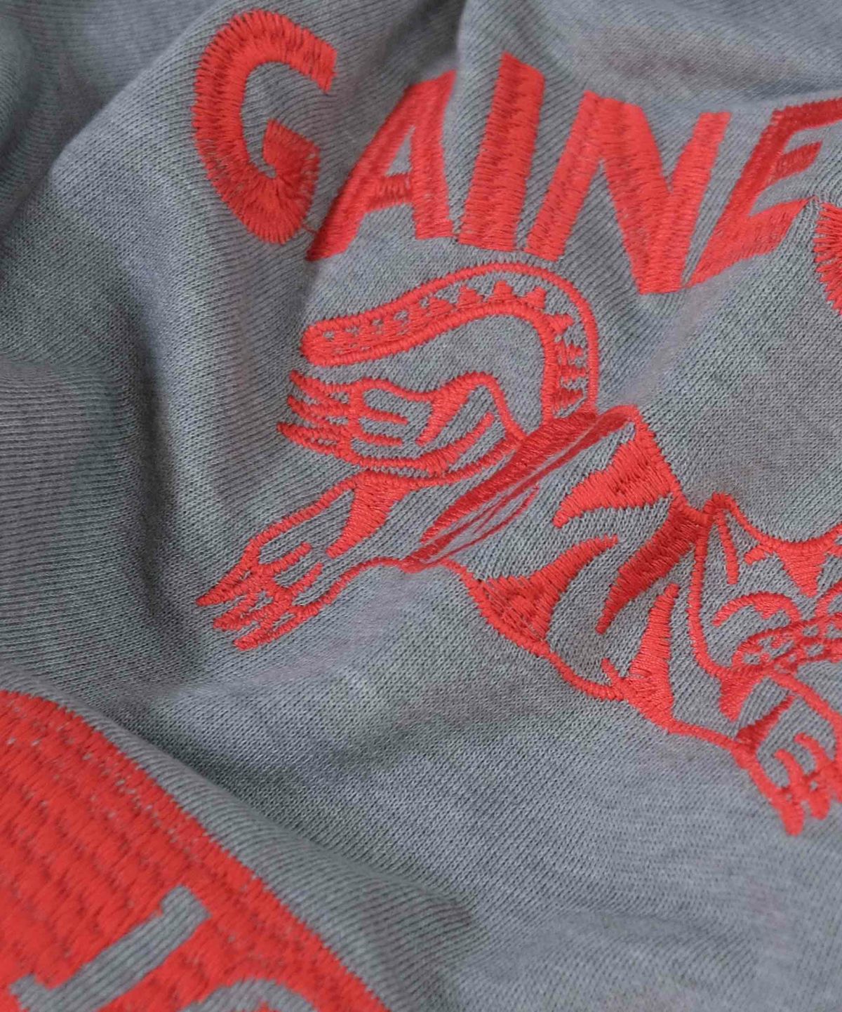 KAKELA&TRANQUIL｜ロングクルーカレッジ刺繍 [[12507-299-10]][D]