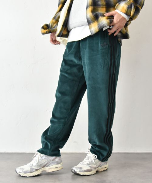 adidas｜アディカラー SST ベロア トラックパンツ [[WH134]][C]
