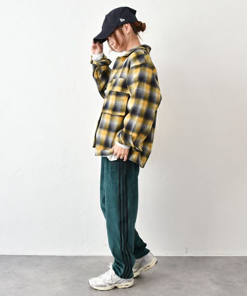 adidas｜アディカラー SST ベロア トラックパンツ [[WH134]][C]