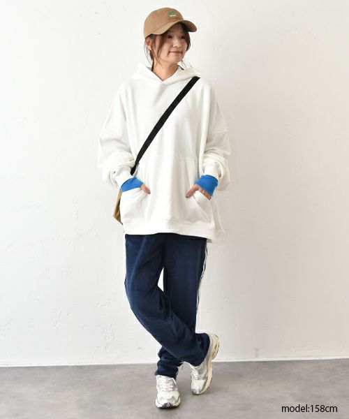 adidas｜アディカラー SST ベロア トラックパンツ [[WH134]][C]