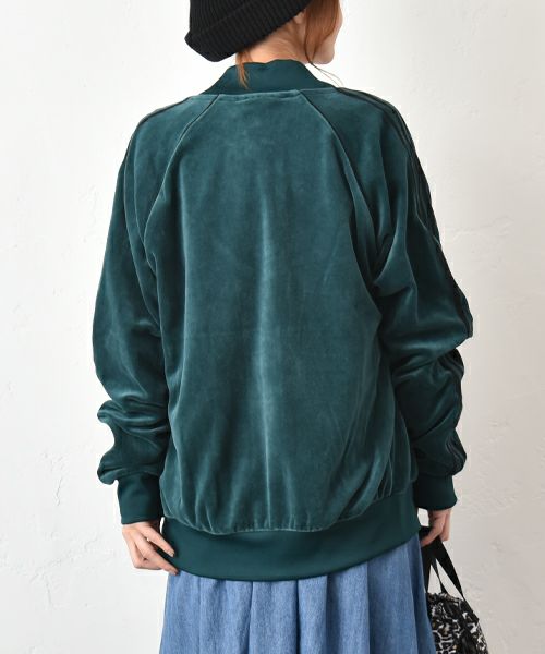 adidas｜ベロア SST トラックトップ [[QD668]][C]