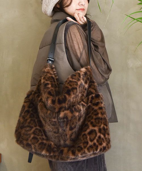 hint hint｜ファーショルダーバッグ [[BAG03]][C]