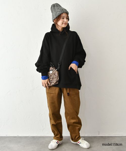 IN THE MARKET｜ワッペン付オーバースウェットパーカー [[C-2425]][C]