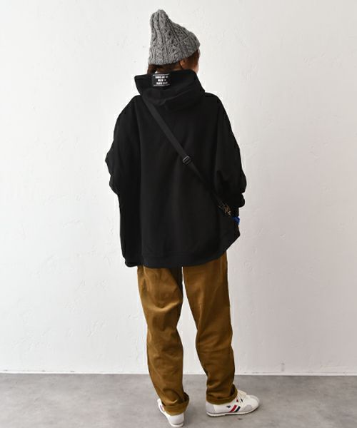 IN THE MARKET｜ワッペン付オーバースウェットパーカー [[C-2425]][C]