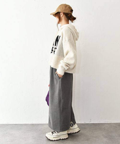 IN THE MARKET｜ロゴニット [[C-2514]][C]