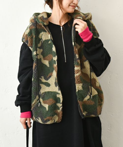 IN THE MARKET｜カモフラ柄ボアベスト [[C-2517]][C]