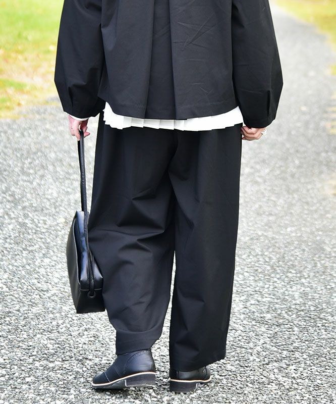 un cinq｜Tropical Stretch Tuck Easy Pants [[U26-08]][C]