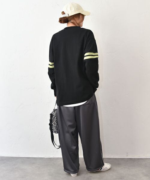 Gives a sense of fullment｜フロッキープリントロンTee [[861121]][C]