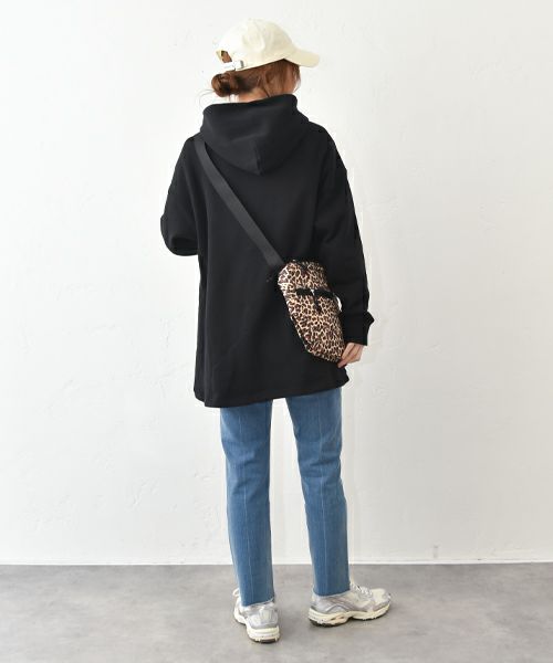 IN THE MARKET｜ロゴ入りフーディスウェット [[C-2502]][C]